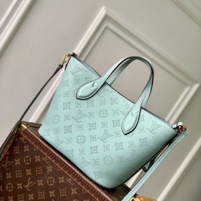 Louis Vuitton - Blossom PM Handbag Green Mahina Leather M24930