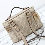 Gucci 816357 Beige Oat Leather Handbag
