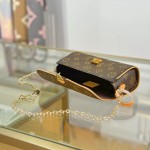 Louis Vuitton Pochette Camille M13566 monogram leather replica handbag