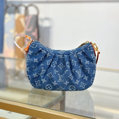 Louis Vuitton - Pochette Valley M13571 Denim Blue