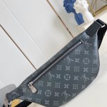 Louis Vuitton Discovery Bumbag Monogram Eclipse Canvas M25924 Replica