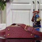 Louis Vuitton Capucines M11908 Mini & BB Handbag in Ostrich-Embossed Leather with Pearl Chain