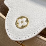 Louis Vuitton Capucines Mini Beige M25461 Taurillon Leather Handbag
