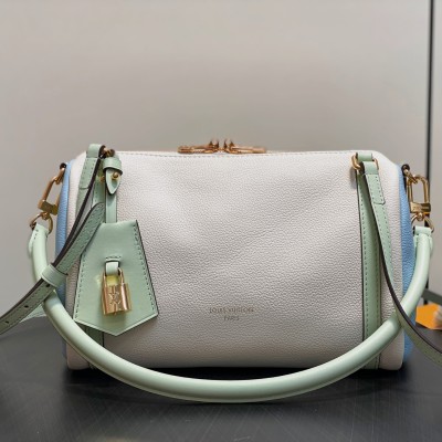 Louis Vuitton - Express Small Bag M26905 Off-White Leather
