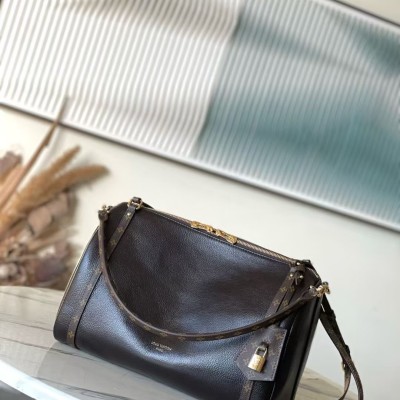 Louis Vuitton - Express Medium Bag M26359 Black Oil-Wax Leather with Monogram Canvas Trim