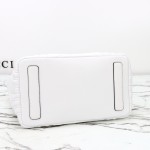 Gucci 847387 / 847386 White Leather Handbag