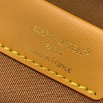 Louis Vuitton Discovery Cargo Backpack M25979 Vintage Monogram