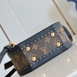 Louis Vuitton Boîte Chapeau Small Monogram Canvas Replica Bag