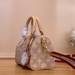 Louis Vuitton Speedy 20 Bandoulière Handbag with Cat Charm in Meowgram Canvas