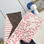 Louis Vuitton M42265 Nice Cosmetic Bag in Premium Italian Leather with Hidden Zipper Pocket
