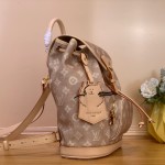 Louis Vuitton Montsouris Small Backpack M15135 featuring Meowgram pattern and detachable cat-shaped key pouch