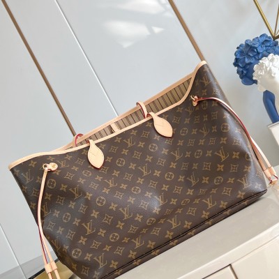 Louis Vuitton - Neverfull Large Tote Bag with Monogram Canvas and Leather Trim