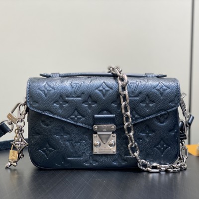 Louis Vuitton - Pochette Métis East West M26456 in Monogram Empreinte Leather