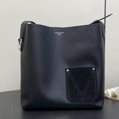Louis Vuitton - M27022 Black Verso Hobo Leather Tote Bag