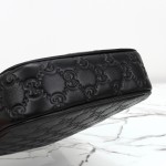 Gucci 850242 Black Embossed Leather Shoulder Bag
