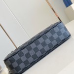 Louis Vuitton Pochette Kasai Storage Pouch with Damier Graphite Canvas and Zip Pocket