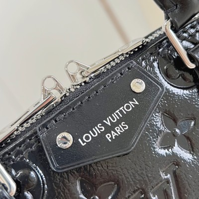 Louis Vuitton - Alma BB M27812 Bag Monogram Saga
