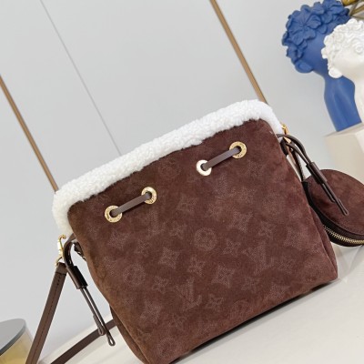 Louis Vuitton - Bella M57068 Bag Brown Plush