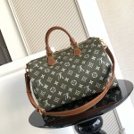 Louis Vuitton Speedy P9 Bandoulière 40 Monogram Leather Replica Handbag