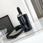 Louis Vuitton dynamic chip handbag black white M80082 M80083