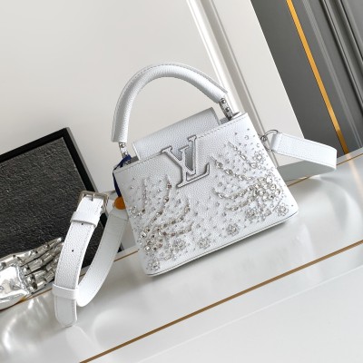 Louis Vuitton - Capucines Dynamic Chip Series Handbag M80082 / M80083 (Black & White)