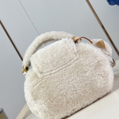 Louis Vuitton - Capusnow Bag Part of the Cozygram Collection