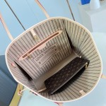 Louis Vuitton Neverfull MM M46975 Monogram replica tote