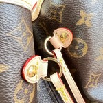 Louis Vuitton Neverfull MM M46975 Monogram replica tote
