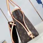 Louis Vuitton M41001 Neverfull Small Tote in Monogram Canvas with Steel Hardware