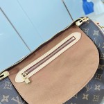 Louis Vuitton M46980 Speedy Bandoulière 30 in Monogram canvas with steel hardware
