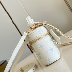 Louis Vuitton M27744 Vanity Chain Pouch Monogram Empreinte leather bag