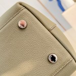 Louis Vuitton Georges Tote Bag M23153 in Cuir Millésime grained leather