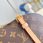 Louis Vuitton - Squire East West Monogram Canvas Handbag M28951 / M28953
