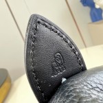 Louis Vuitton-inspired Speedy P9 Bandoulière 20 replica handbag in black silver and orange glossy leather style