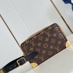 Louis Vuitton Locker Dopp Kit M29313 Monogram Canvas Toiletry Bag with Metal Corner Protectors