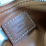 Louis Vuitton Speedy P9 Bandoulière 25 Monogram leather handbag N89119 with polished metal hardware and lambskin lining