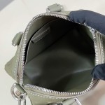 Louis Vuitton Speedy P9 Bandoulière 18 ostrich embossed leather handbag N89151 with polished metal hardware and lambskin lining