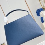 Louis Vuitton Capucines Souple Large M26259 smooth leather handbag with top handles and removable shoulder strap