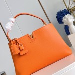 Louis Vuitton Capucines Souple Large M26259 smooth leather handbag with top handles and removable shoulder strap