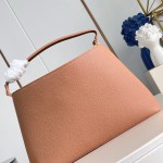 Louis Vuitton Capucines Souple Large M26259 smooth leather handbag with top handles and removable shoulder strap