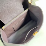 Louis Vuitton Capucines Souple Large M26259 smooth leather handbag with top handles and removable shoulder strap