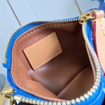  Louis Vuitton Speedy P9 Bandoulière 20 M28185 blue leather handbag with Monogram pattern and detachable strap