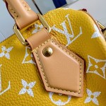 Louis Vuitton Speedy P9 Bandoulière 20 glossy cowhide leather handbag M28186 in yellow and bright red with rolled handles and adjustable shoulder strap