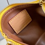Louis Vuitton Speedy P9 Bandoulière 20 glossy cowhide leather handbag M28186 in yellow and bright red with rolled handles and adjustable shoulder strap