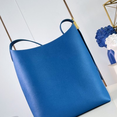 Louis Vuitton - Low Key Hobo MM M28220 Soft Calfskin Leather Shoulder Bag