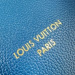  Louis Vuitton Low Key Hobo MM M28220 Soft Calfskin Leather Shoulder Bag with Signature Padlock