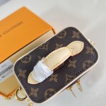 Louis Vuitton Micro Vanity M03772 Monogram canvas mini handbag with metal chain strap