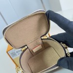 Louis Vuitton Micro Vanity M03772 Monogram canvas mini handbag with metal chain strap