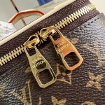 Louis Vuitton Micro Vanity M03772 Monogram canvas mini handbag with metal chain strap