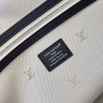 Louis Vuitton Vagabond Hobo M28392 soft tanned leather shoulder bag with an adjustable woven strap, padlock, and LV Blason jacquard lining